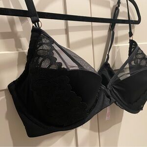 Savage X 38DDD, Black Half Cup Plunge with Mesh, NWT